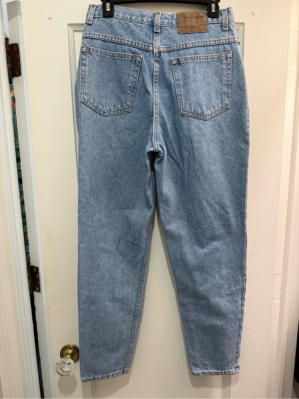 London Jean Straight Leg - Picture 2 of 2